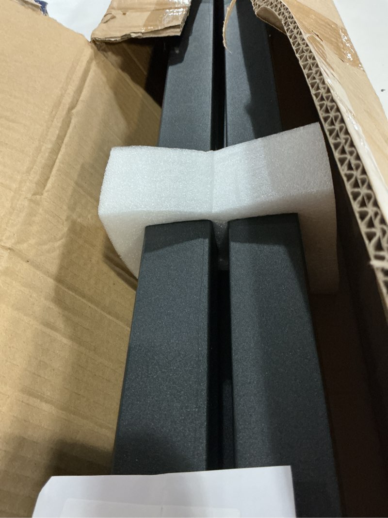 Condition photo showing New/Like New for vevor outdoor handrails for steps, 2-3 step stair rail kit, black square tube with horizontal bar, carbon steel support rails for seniors, concrete & deck stairs, easy installation black-straight nm straightm1 -2 step