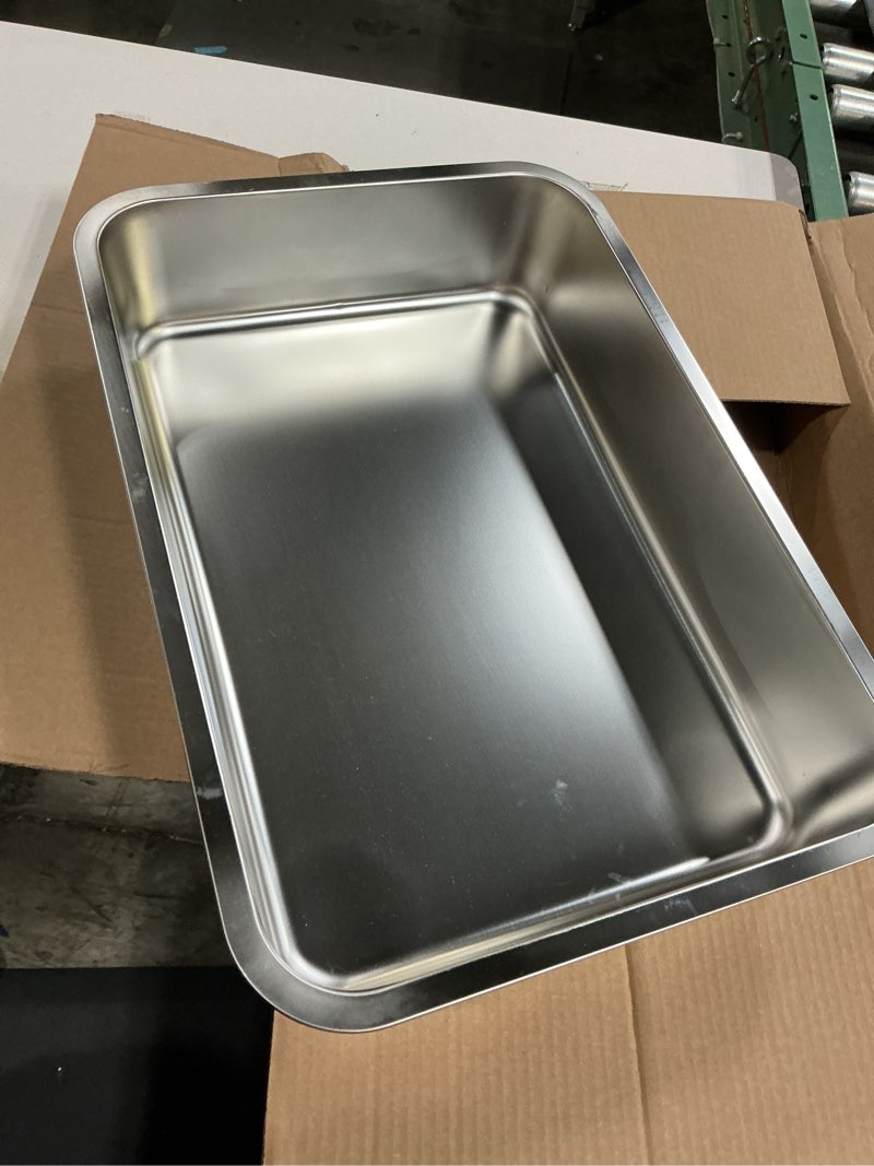 Condition photo showing New/Like New for kirecoo stainless steel litter box, large low entry metal cat pan box, indoor litter tray, non stick, no smell, easy to clean, pet toilet supplies for cats 19.48” l x 13.58” w x 3.9” h