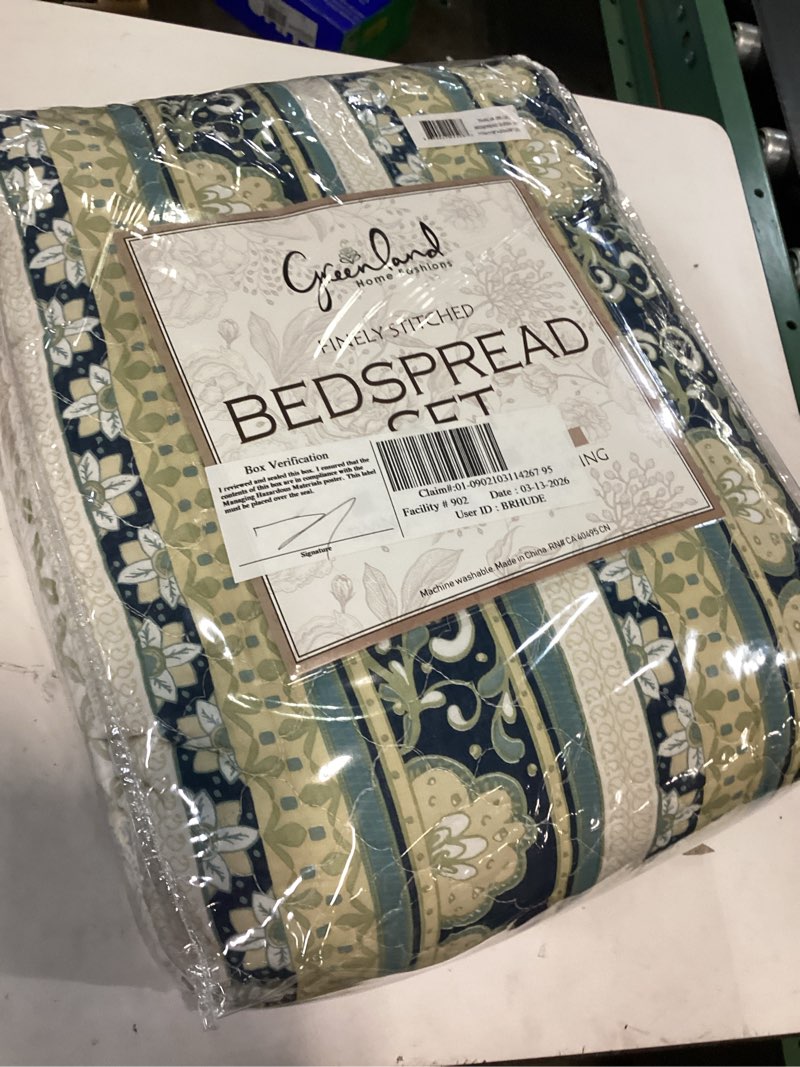 Condition photo showing New/Like New for greenland home thalia quilted bedding set, 3-piece jumbo queen, blue, one set blue 3-piece queen