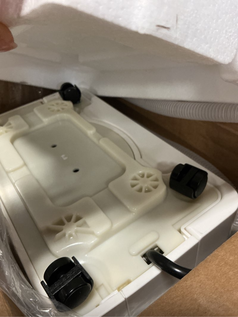 Condition photo showing Good Condition for freaire 2500sq.ft dehumidifier, 34pint dehumidifiers for home, quiet dehumidifier for basement, bedroom, bathroom, with 6.56ft drain hose, 0.66gal water tank, 3-color humidity light lunarwhite