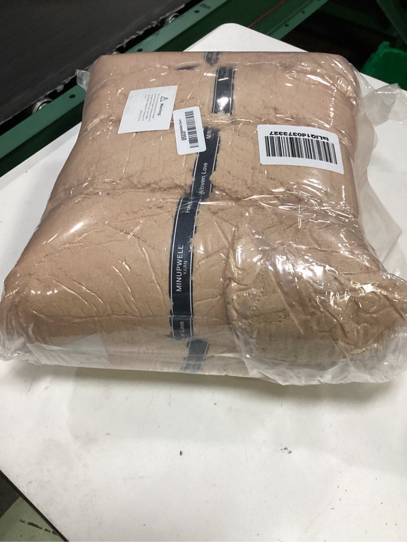 Condition photo showing Good Condition for 8 packs jumbo chunky chenille yarn - 1820g(64oz) 254 yards (761ft) bulky yarn - chunky yarn for hand knitting blanket,cushions, pet bed - soft and durable(light khaki)