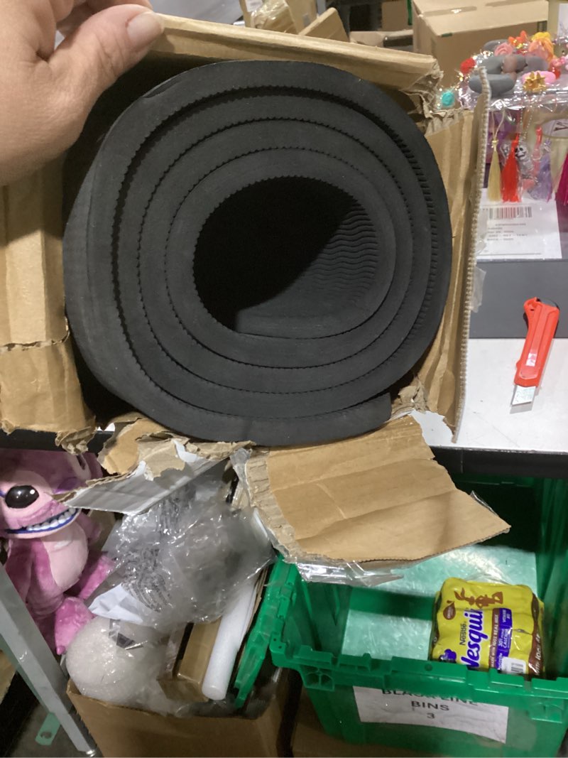 Condition photo showing Good Condition for yottoy yoga mat?extra thick yoga mat (1/2inch),professional tpe exercise mat,non-slip workout mat for yoga, pilates, fitness, barefoot workouts, home gym studio with strap black 72*24*1/2inch
