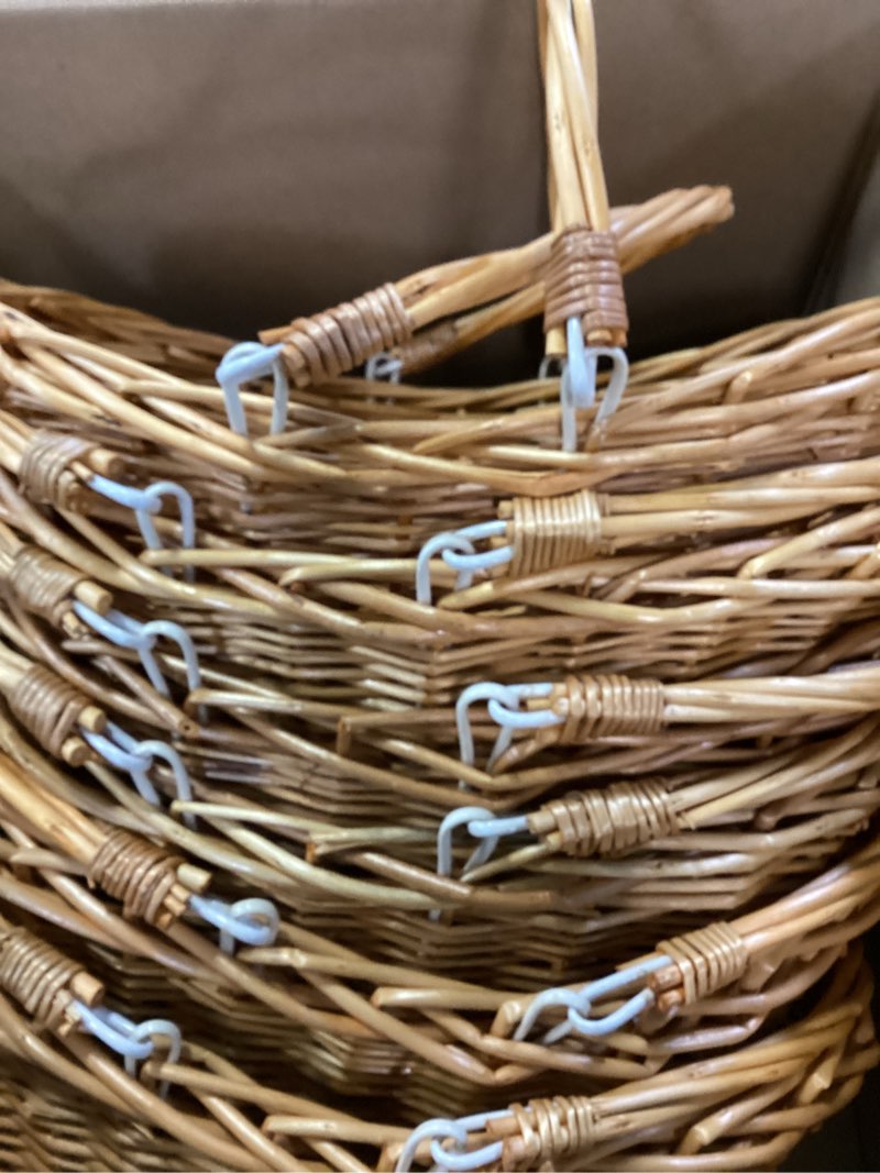 Condition photo showing Good Condition for wesiti 6 pcs wicker picnic basket with handle, hand woven harvest basket bulk, wicker flower hoppet for storage, picnics, easter, organizing, egg gathering, candy, wedding(light brown)