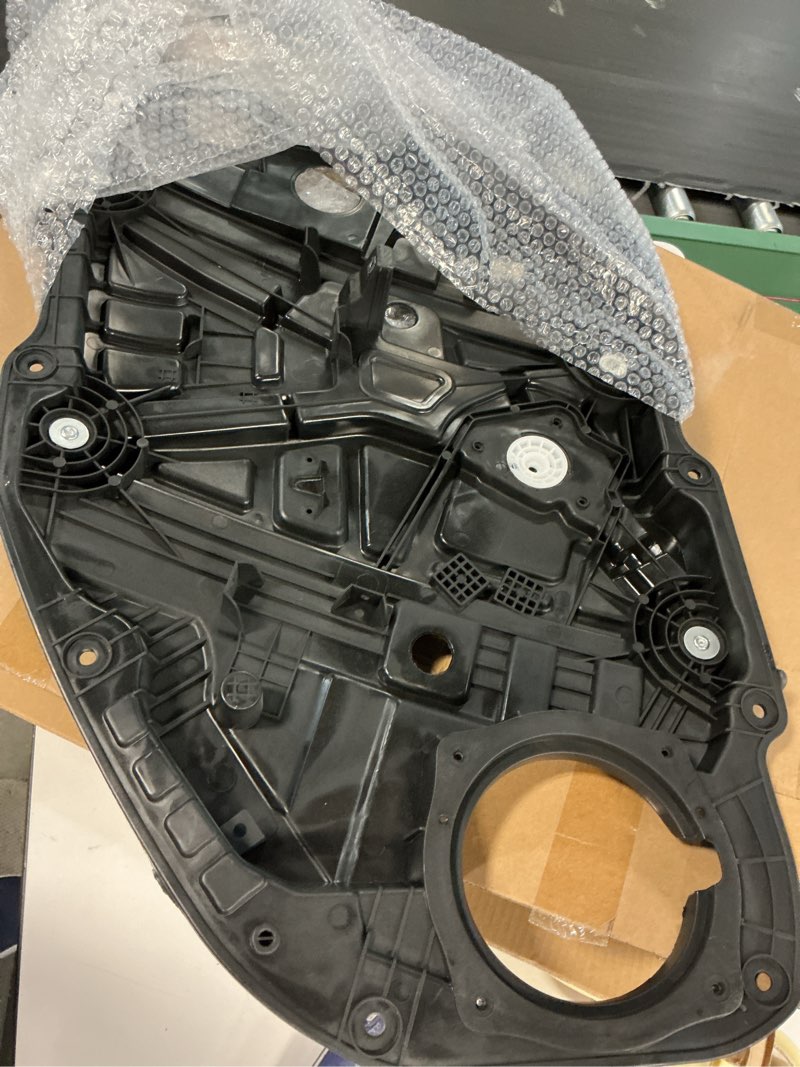 Condition photo showing New/Like New for front left driver side power window regulator without motor | compatible with kia optima 2016-2020 sedan 4-door only, replaces# 82471d4000, 82471d4010 front driver side