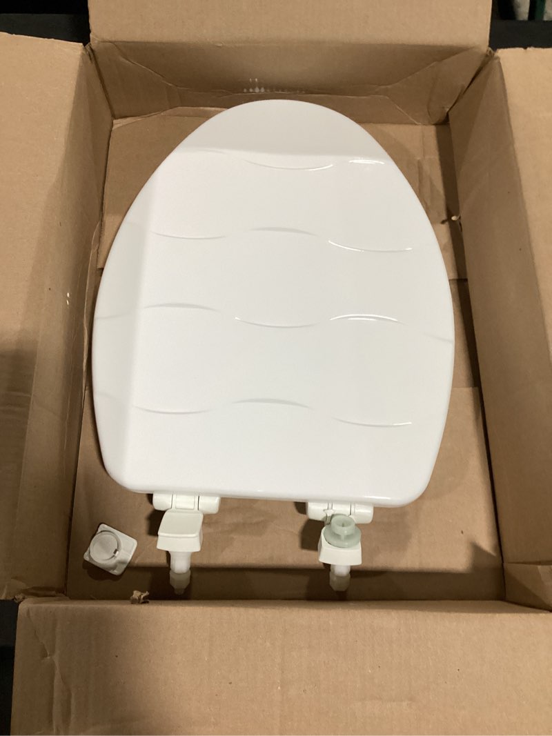 Condition photo showing Good Condition for mayfair sculptured basketweave slow close toilet seat, easy clean hinges with durable wood seat, made in usa, elongated, white elongated basket weave