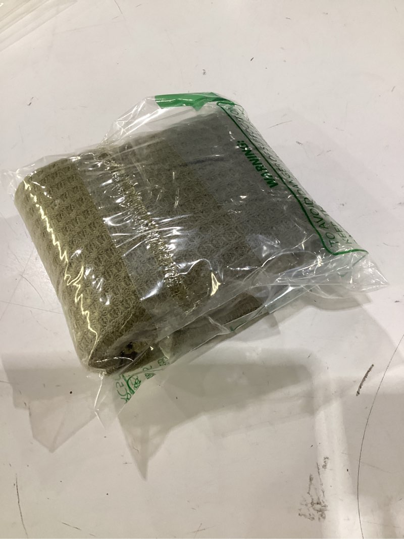 Condition photo showing Good Condition for newborn photography wrap boy girl baby photo wraps outfits stretch crochet blanket props (green)