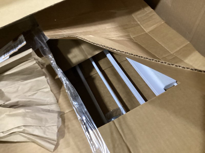 Condition photo showing Good Condition for cumbor 29.7–51.5" extra wide baby gate for stairs, pressure-mounted dog gates for doorways & hallways, auto-close walk-through, no-trip design, child proof safety, dog/pet gate for indoor use, white