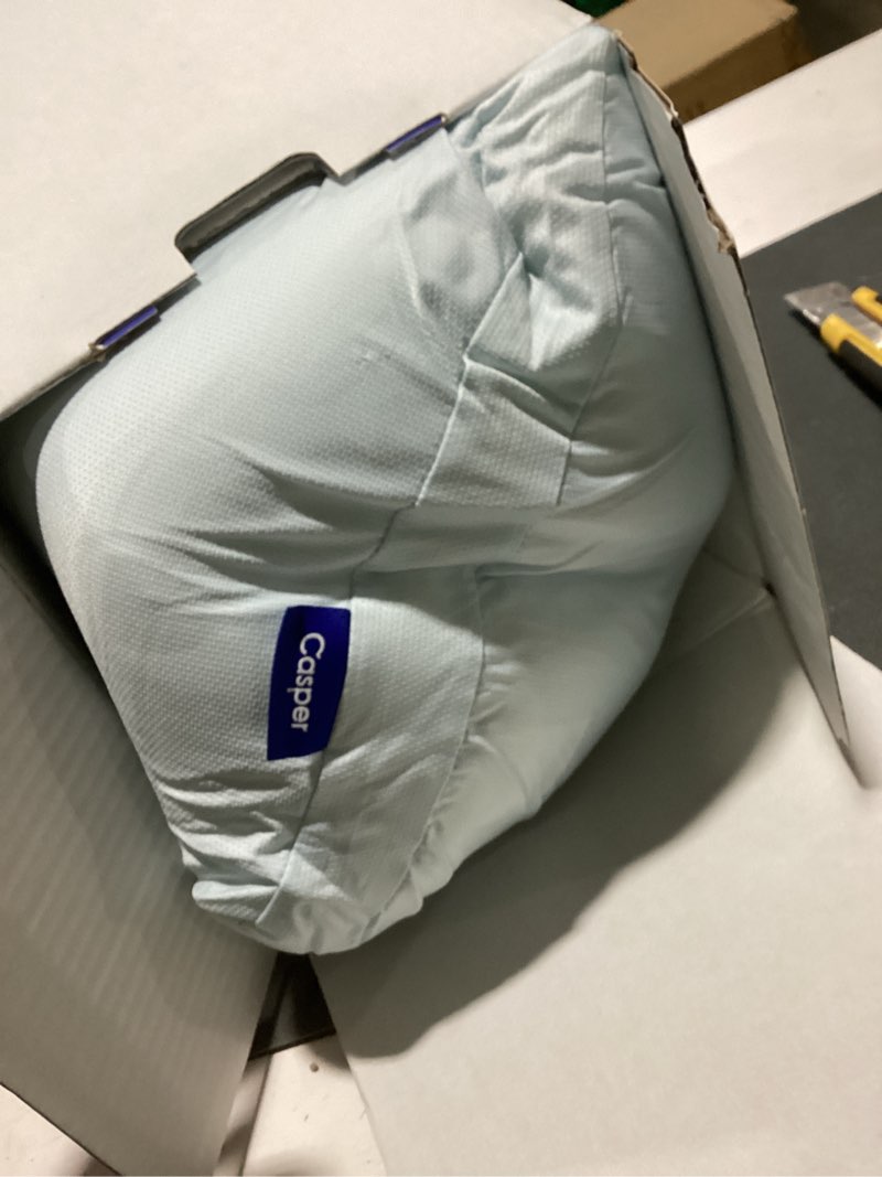 Condition photo showing Good Condition for casper sleep hybrid snow pillow, king, white white king