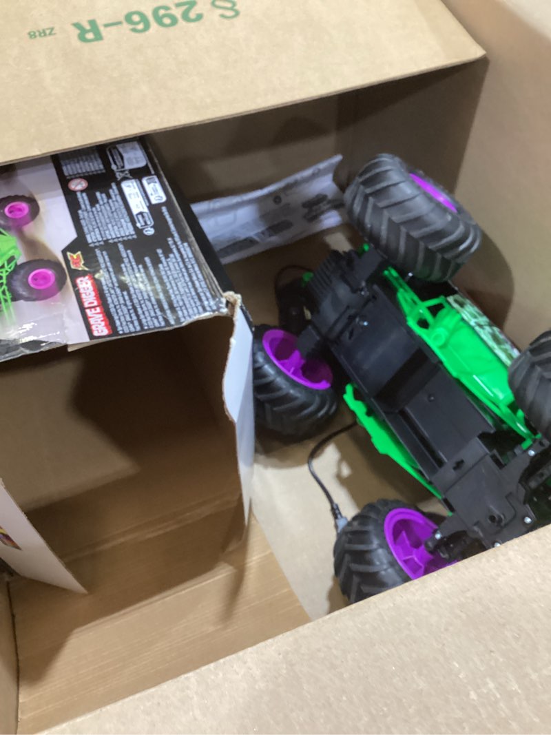 Condition photo showing As Is for monster jam, official smash & bash grave digger remote control indoor & outdoor vehicle, 1:15 scale repairable monster truck, kids toys for boy and girls ages 4 and up smash & bash grave digger 1:15 rc