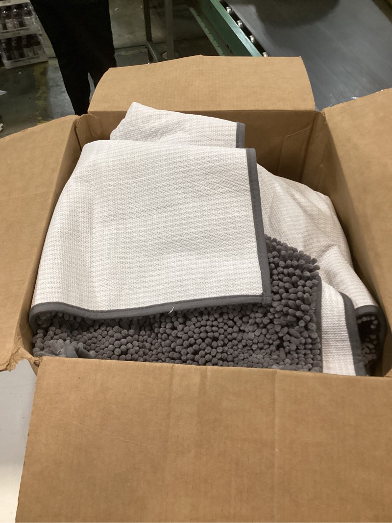 Condition photo showing Good Condition for Muddy Mat® Shown on TV – Super Absorbent Microfiber Dog Door Mat for Muddy Paws, Non-Slip Washable Pet Rug, Quick Dry Chenille Entryway Carpet, Machine Washable Indoor Outdoor mat, Grey 59"x35" Grey 35" x 60"
