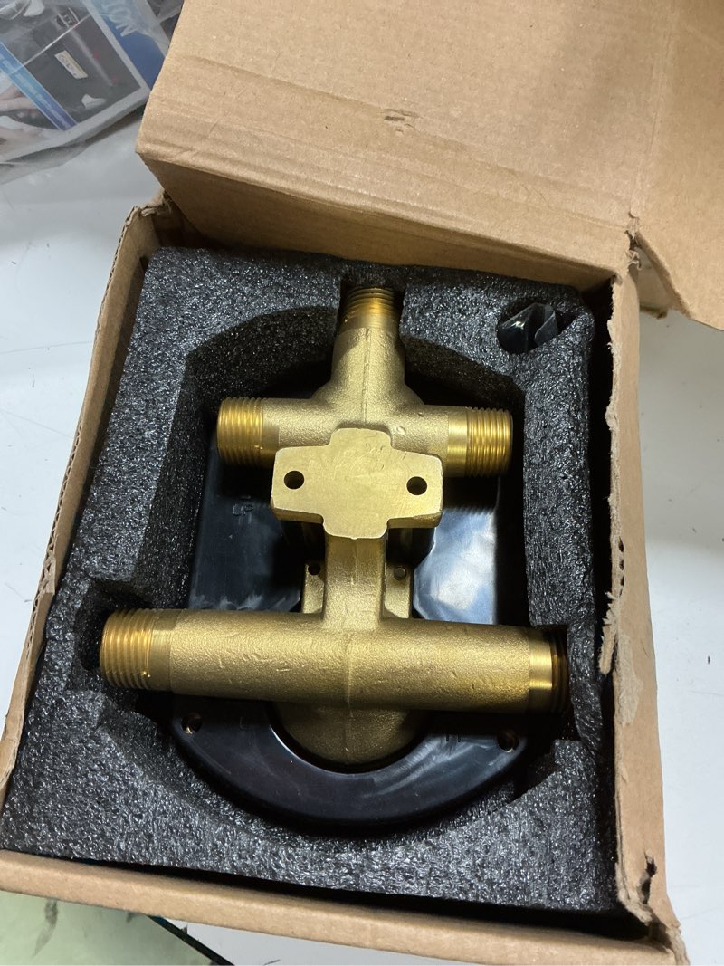 Condition photo showing Good Condition for r22000-ws integrated shower and diverter valve with 3-way 6-setting integrated diverter trim kit, r22000-ws universal rough in valve, screwdriver stops included, brass body