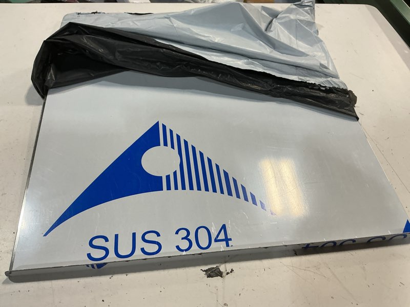 Condition photo showing Good Condition for stainless steel cutting boards for kitchen,baking board,pastry board,kneading panel - suitable for cutting vegetables, fruits, meat,bread - easy to clean and store (50x50cm/19.6x19.6in) 19.6"l x 19.6"w