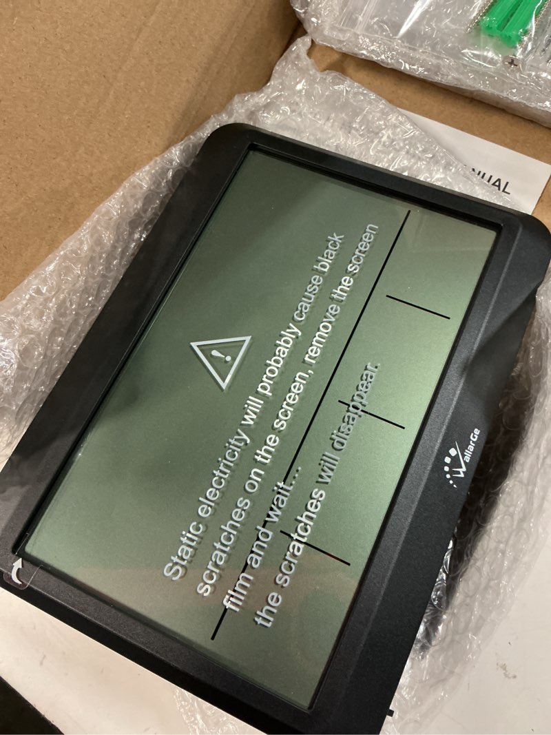 Condition photo showing Good Condition for wallarge atomic clock with indoor outdoor temperature - 8.5'' digital clock battery operated, self-setting, 4 time zones, dst 8.5 inch