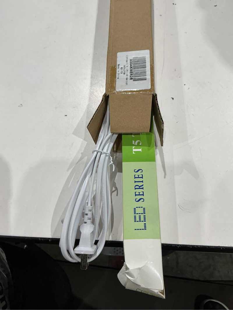 Condition photo showing Good Condition for lightingwill led t5 integrated fixture 3ft, natural white 4000k, 14w, linkable led shop light, led ceiling light and under cabinet light, corded electric with built-in on/off switch, 1 pack natural white t5-3ft