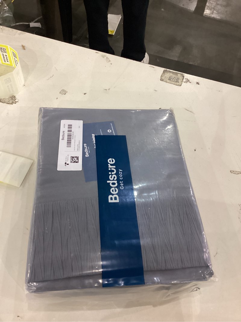 Condition photo showing New/Like New for Bedsure Full Size Bed Sheets - 4 Pieces Soft Full Sheet Set - Breathable & Cooling - Hotel Luxury - Easy Care Polyester Microfiber Bedding for Women, Men, Dark Grey 01 - Dark Grey Full