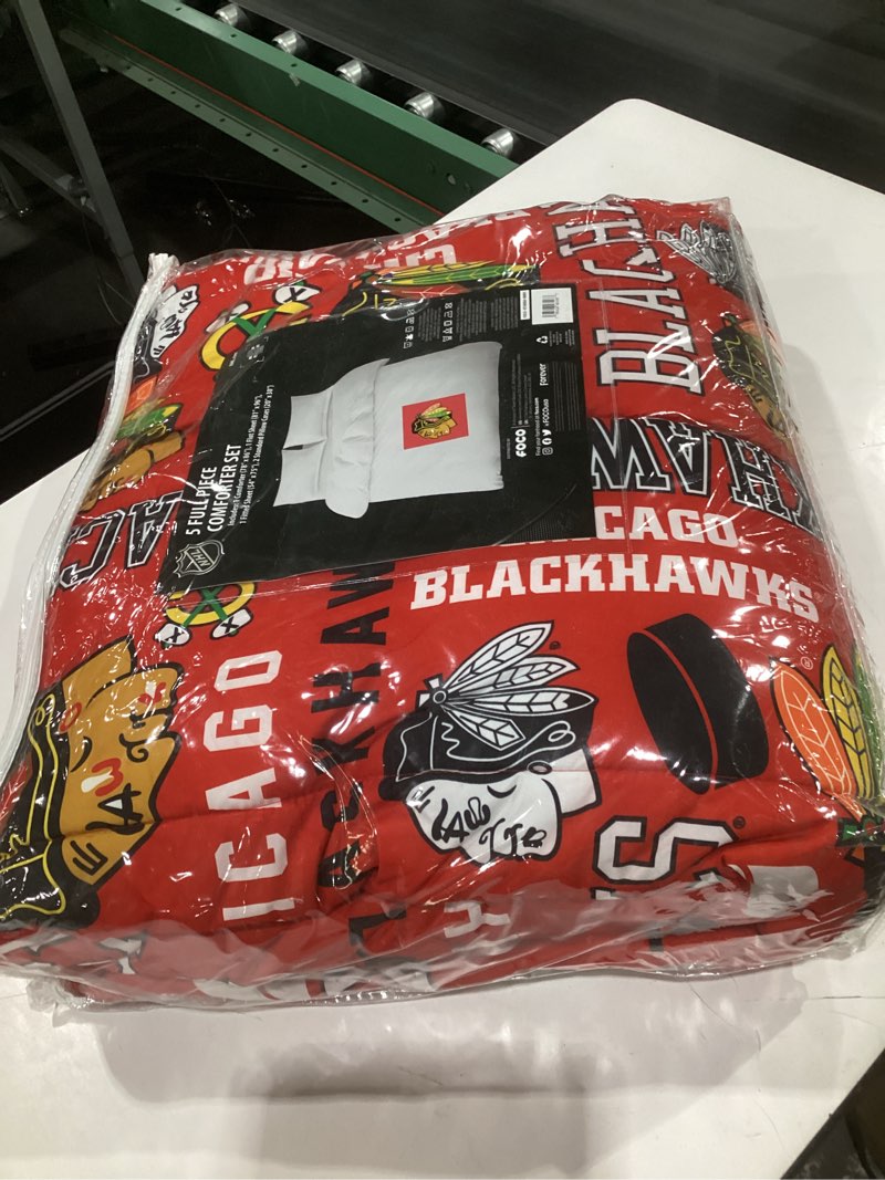 Condition photo showing New/Like New for foco chicago blackhawks nhl team color bed in a bag comforter bedding 5 piece set - full