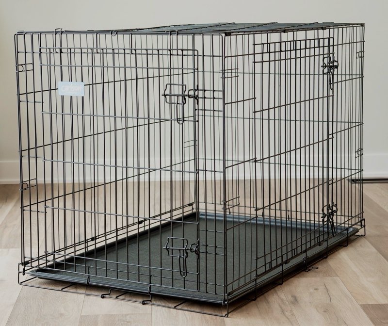 Metal dog cage black 43” x 28”