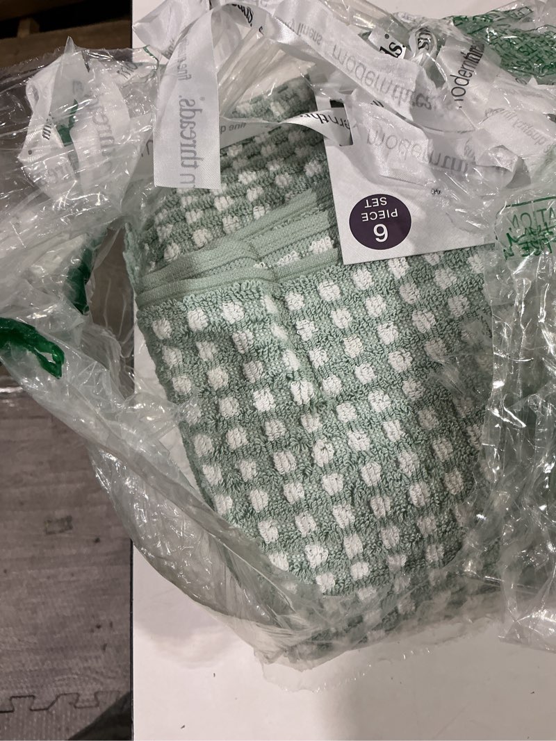 Condition photo showing Good Condition for modern threads 6 piece cotton bath towel set – ultra soft 600 gsm towels – bathroom set with hand towels and washcloths – waffle (deep sage) deep sage waffle