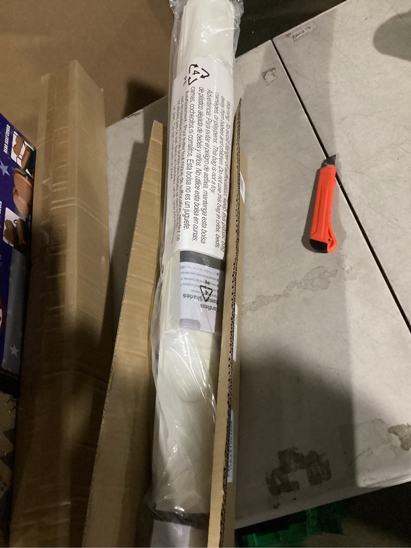 Condition photo showing Good Condition for lazblinds cordless roman shades for windows, light filtering thermal insulated window blinds, lightweight fabric blinds for indoor windows, 28" w x 60" h, ivory light filtering - ivory (off white) 28" w x 60" h