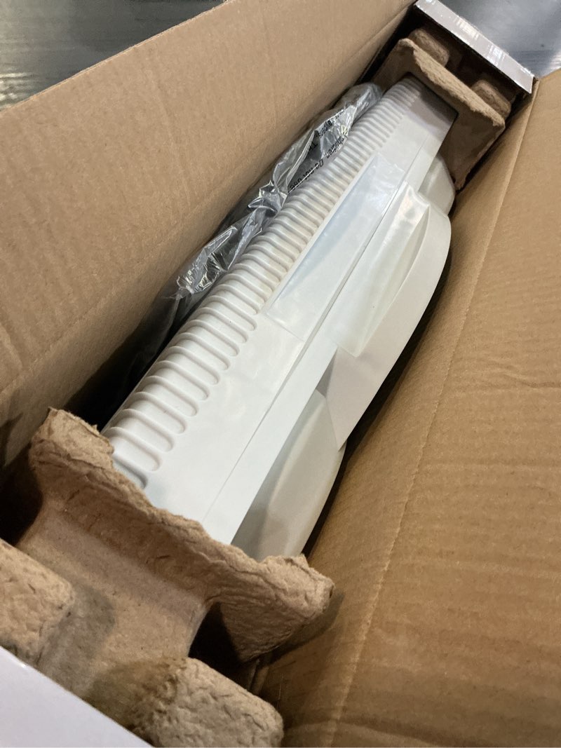 Condition photo showing Good Condition for comfort zone window fan for bedroom, 9 inch 3 speed dual fans with auto-locking expanders, 3 modes (cool, circulate, exhaust), remote control, fabric cover plus bug screen, white white 9" twin window fan w/ remote