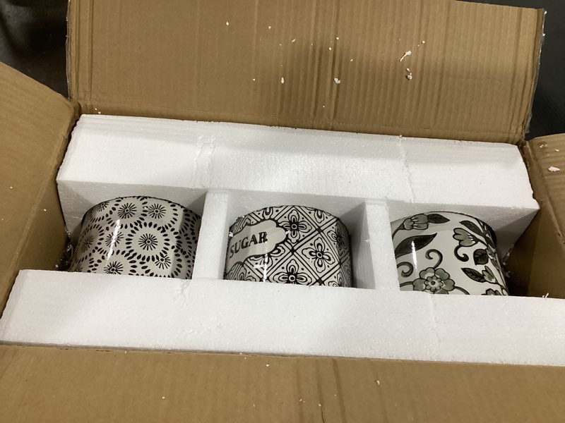 Condition photo showing Good Condition for Spice Colored Quilt Design 11, 9, and 7 inch Ceramic Kitchen Jar Canisters Set of 3 (similar to stock image) 