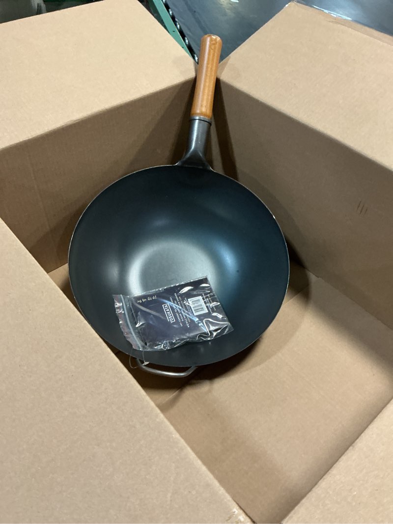 Condition photo showing Good Condition for yosukata 13.5" carbon steel wok pan – pre-seasoned flat bottom pow wok for stir fry, bbq, grill & camping – traditional japanese chinese cookware – compatible with induction, electric, gas, open fire