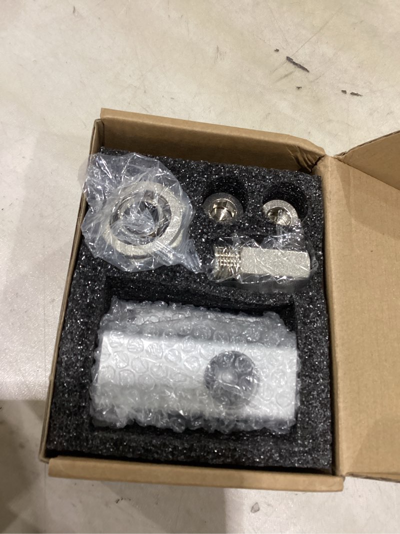 Condition photo showing Good Condition for 2pcs 3/4'' compressed air outlet kit, 1/2 inch npt outlet port, only for 3/4 inch compressed air piping system, equipped with straight air piping fittings and brass valves 2pcs set