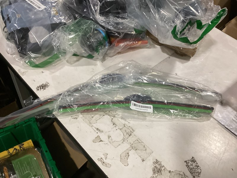 Condition photo showing Good Condition for autoboo 26" and 17" windshield wipers blades (pack of 2),oem quality premium all-seasons wiper blades,stable and quiet armor wiper blades 26" + 17"(pair for front windshield)
