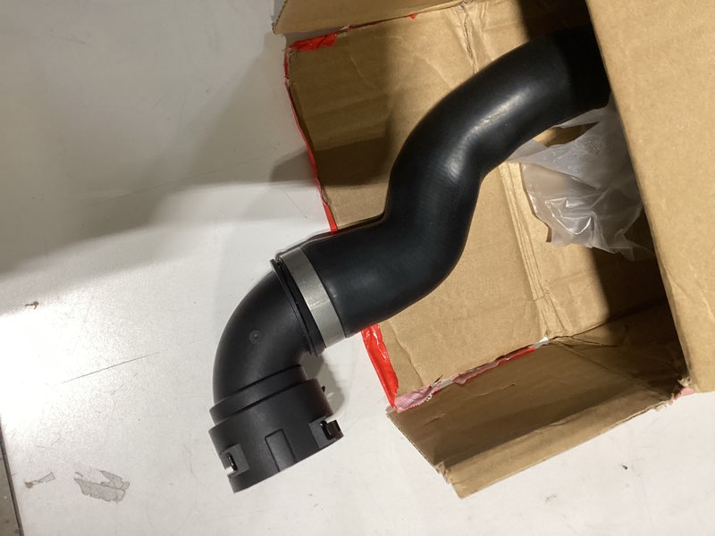 Condition photo showing As Is for a-premium upper & lower radiator coolant hose compatible with bmw e39 525i 2001-2003, 528i 1999-2000, 530i 2001-2003, 2.5l 2.8l 3.0l, 2-pc set, replace# 11531705223