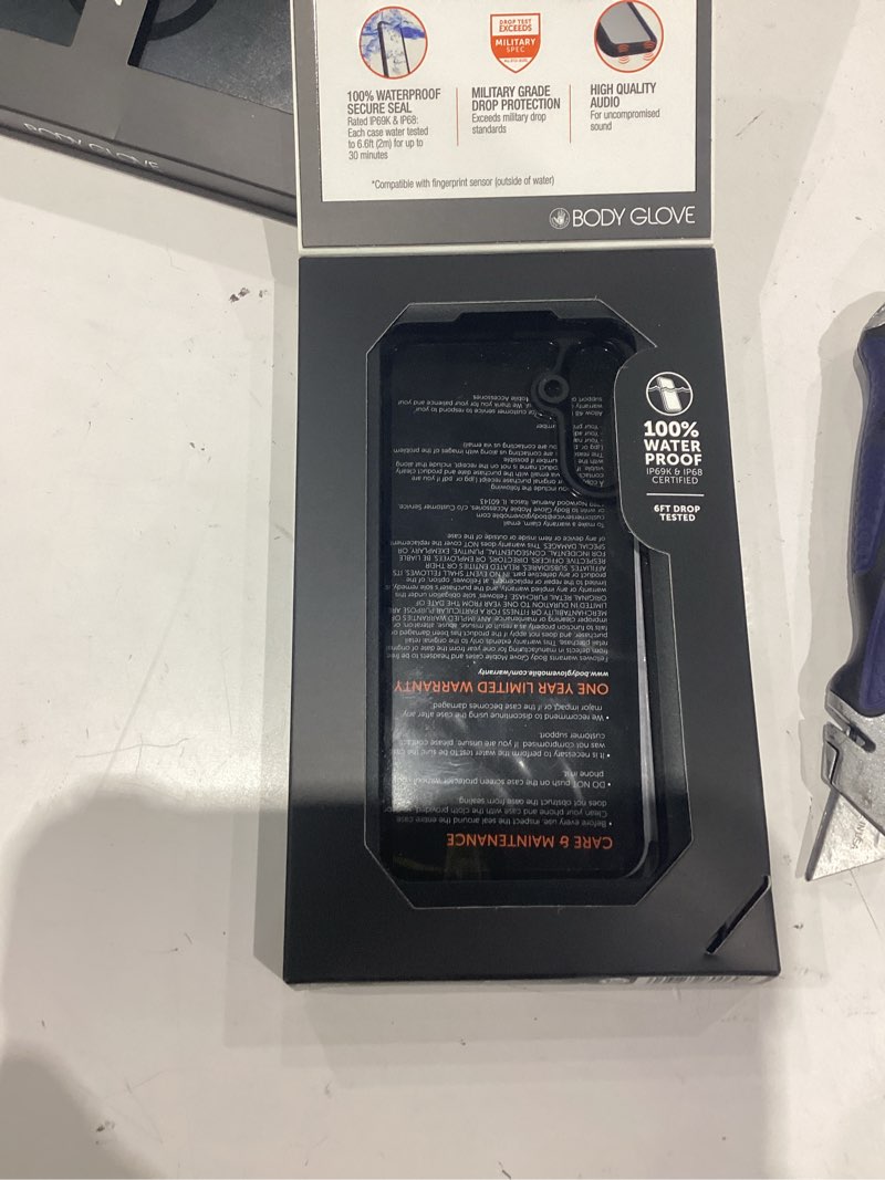 Condition photo showing Good Condition for body glove tidal waterproof phone case for samsung galaxy a15 5g - black/clear