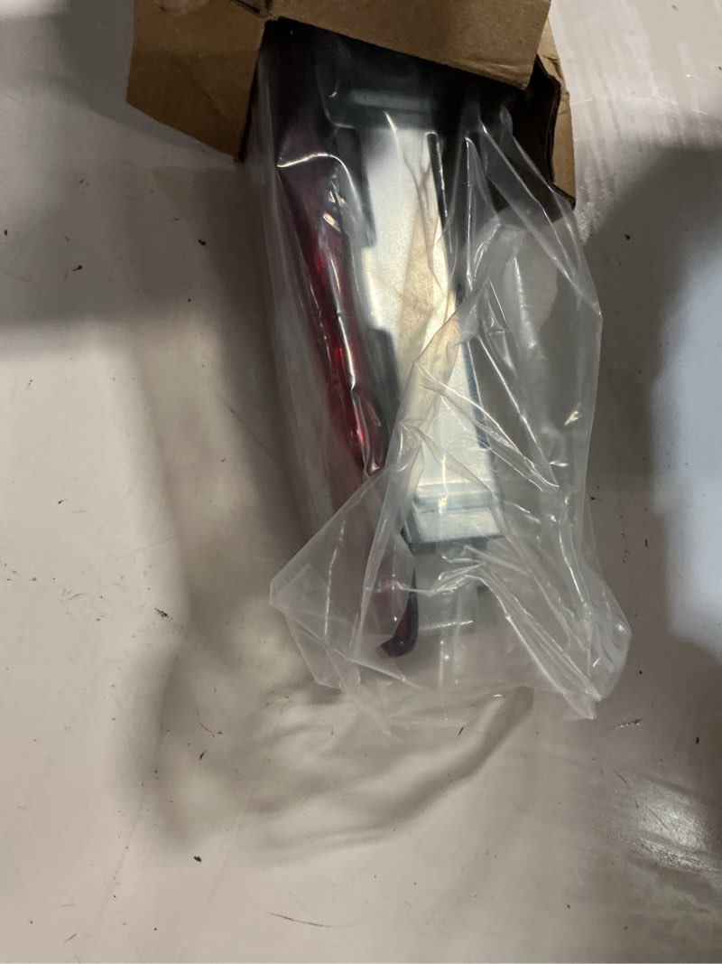 Condition photo showing Good Condition for led third brake light for mercedes benz clk w209 2002-2009, led rear third stop brake tail light lamp for benz replace# 2098201056 2098200556 2098200956