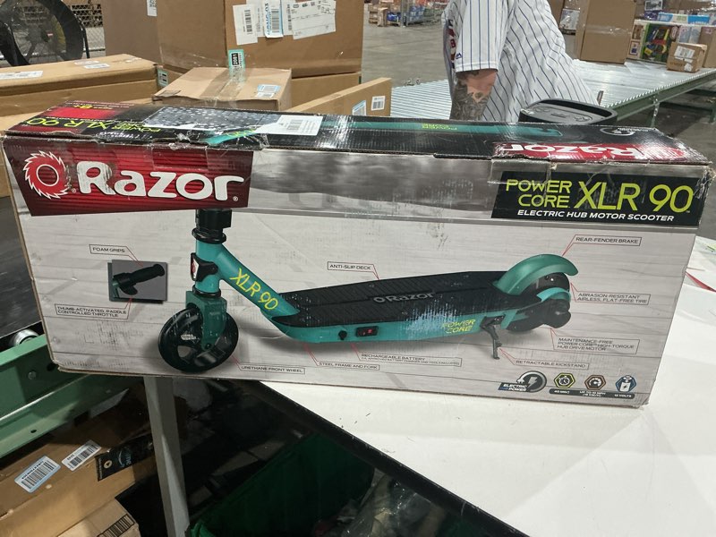 Condition photo showing Good Condition for razor power core xlr90 -electric scooter for ages 8+,power core high-torque hub motor, up to 10 mph