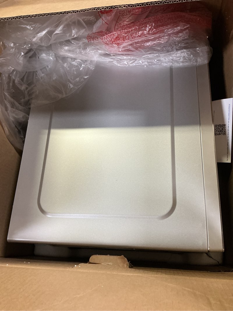 Condition photo showing Good Condition for Sharp 2.2 cu ft Countertop Microwave Ovens in Stainless