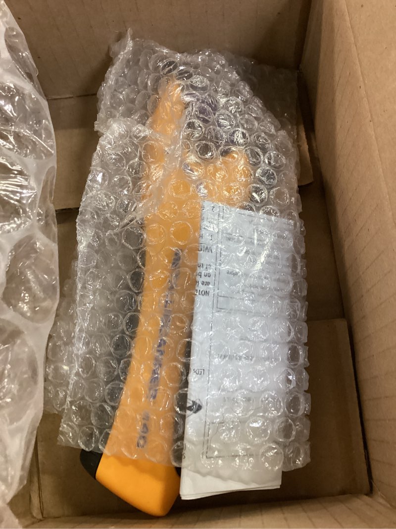 Condition photo showing Good Condition for Zircon MetalliScanner m40 Handheld Electronic Metal Detector For Use on Dry Wall, Concrete, Lathe and Plaster, Stucco and More