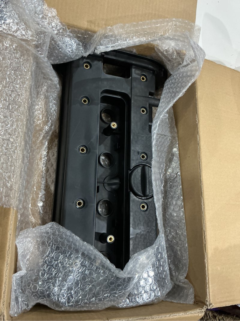 Condition photo showing As Is for | engine valve cover w/gasket cap compatible with suzuki forenza daewoo nubira leganza