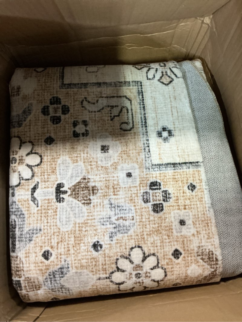 Condition photo showing Good Condition for zesthome 8x10 area rugs for living room,non-slip backing washable rugs,vintage large area rug,stain resistant home decor rug (blue/beige,8'x10') blue/beige 8' x 10' (rectangular)