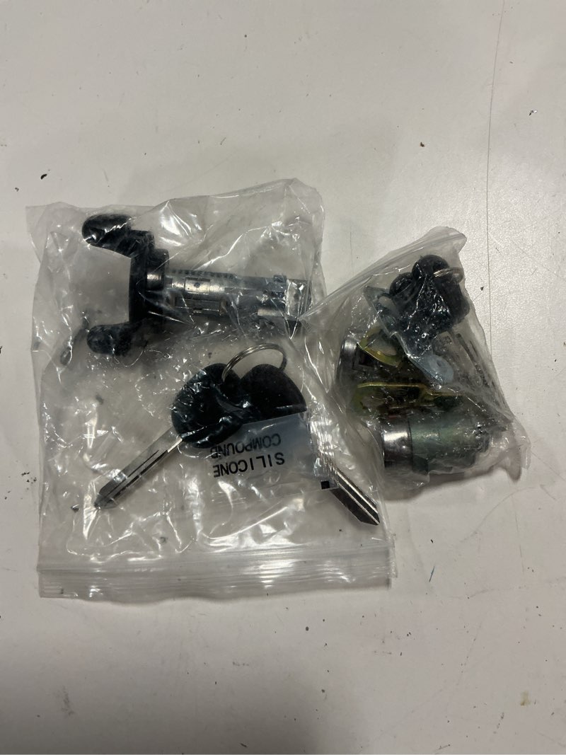 Condition photo showing New/Like New for no.704600/15298924 ignition switch cylinder door lock cylinder uncoded w/ 2 keys for chevy silverado for gmc sierra/self-assembly steering lock cylinder / 1 set/silver tone