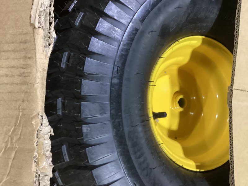 Condition photo showing Good Condition for 2pcs 20x10.00-8 tubeless lawn mower tire and wheel, replacement for john deere rear 20x10-8nhs riding lawn mower, gaeden tractor, 3/4" borehole 3/16" keyway, 3.5 offset hub, 4 ply, 1190 lbs capacity 20x10.00-8 tubeless tire