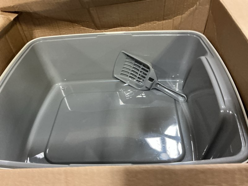 Condition photo showing Good Condition for amazon basics large cat litter box with high sides, open top for easy access, includes scoop with storage, 19" x 15" x 11.75", grey/beige grey/beige open top