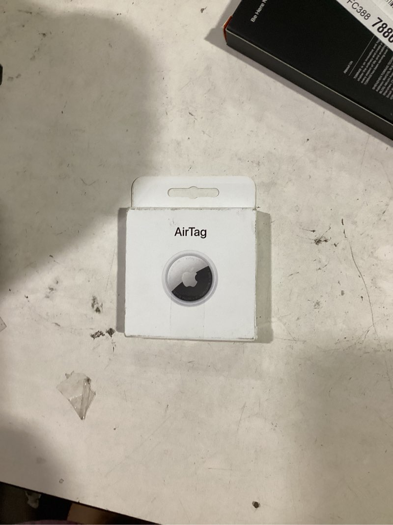 Condition photo showing Good Condition for apple airtag (2nd generation): tracker for keychain, wallet, and more; locator with sound; simple one-tap setup with iphone or ipad; key finder with up to 1.5x precision finding range 1 pack