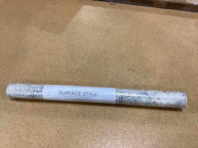 surface style - cumbrae rug-inspired peel and stick wallpaper (grey)
