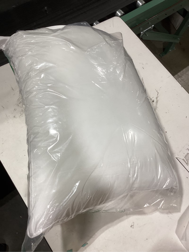 Condition photo showing Good Condition for similar product EIUE Hotel Collection Bed Pillows for Sleeping 2 Pack Queen Size?Pillows for Side and Back Sleepers,Super Soft Down Alternative Microfiber Filled Pillows,20 x 30 Inches White Queen (Pack of 2)