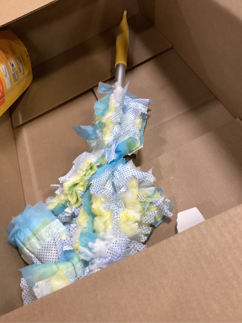 Condition photo showing Good Condition for swiffer duster kit with 6 ft super extendable handle, heavy duty starter kit with 8 refills