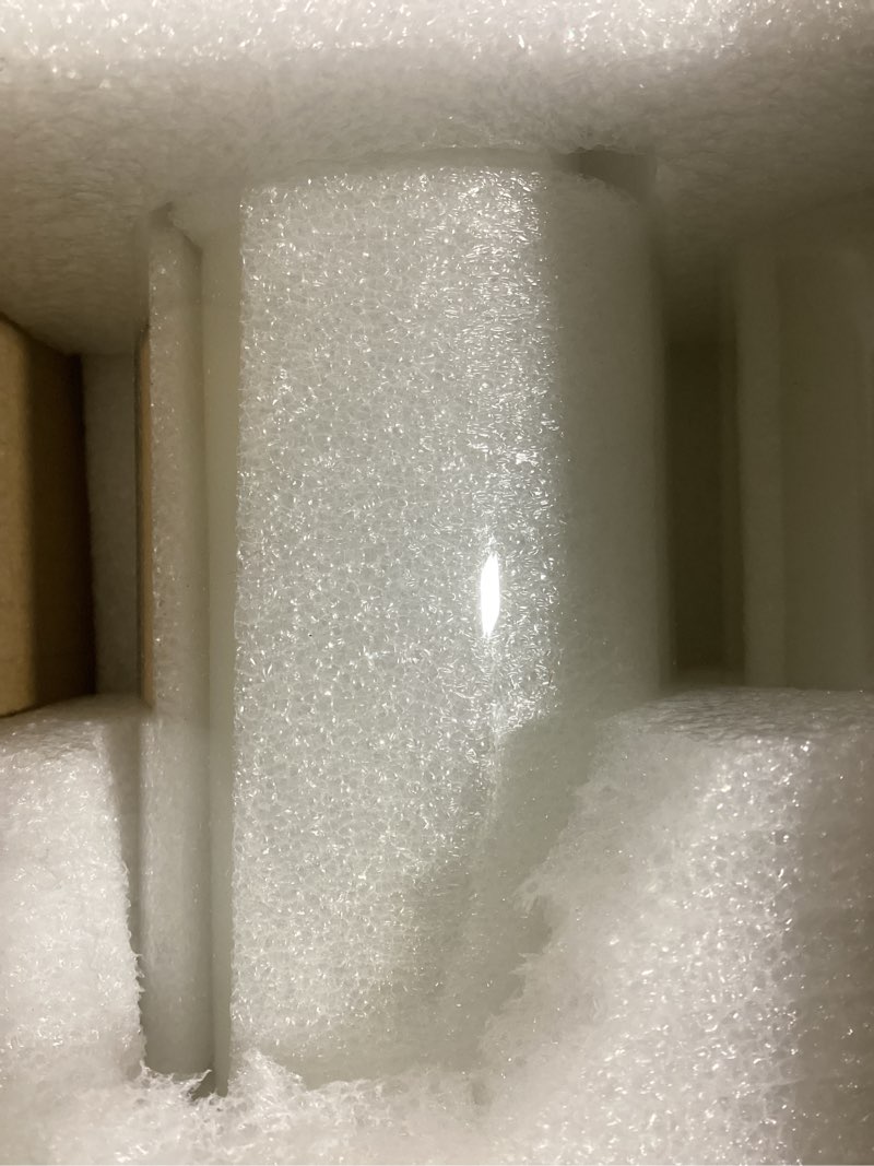 Condition photo showing Good Condition for sandraheer 12-pack white pillar candles with clear hurricane glass vases - 3-size set for wedding table centerpieces, home decor | windproof candle holders white 12
