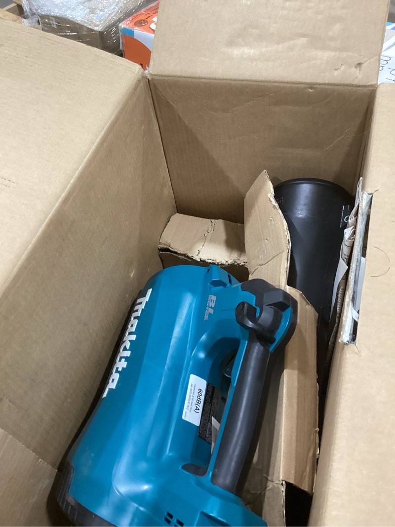 Condition photo showing As Is for Makita XBU03SM1 18V LXT® Lithium-Ion Brushless Cordless Blower Kit (4.0Ah)