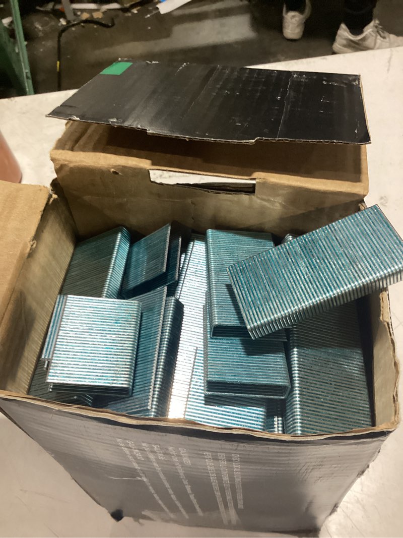 Condition photo showing As Is for metabo hpt 1-1/2-in leg x 7/16-in 16-gauge standard staples (10000-per box)