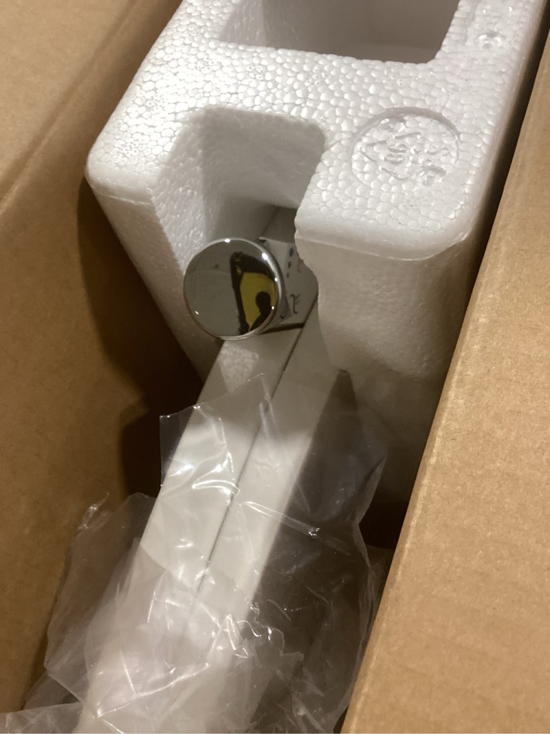 Condition photo showing Good Condition for Kohler PureWash M300 Manual Elongated Bidet Toilet Seat, Chrome Handle, Quiet-Close Lid Prevents Slamming, Toilet Bidet, Easy Installation with Quick-Release Hinges, Self-Cleaning Wand