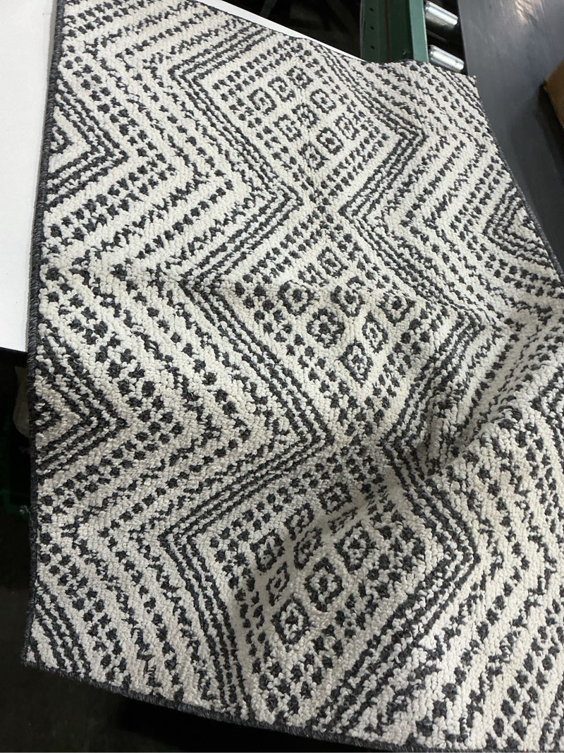 Condition photo showing As Is for style selections 3 x 4 (ft) tufted polyester grey rectangular indoor geometric mid-century