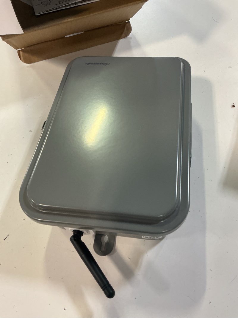 Condition photo showing Good Condition for dewenwils pool pump timer, outdoor smart wi-fi box, heavy duty 40a 120-277 vac 2hp wireless controller for pool, water heater, compatible with smart phone, alexa, google assistant, ul listed 120-277vac 2hp