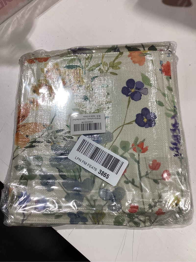 Condition photo showing Good Condition for ONFAON Spring Decorations for Home - Spring Pillow Covers 18x18, Outdoor Pillow Covers Springtime Farmhouse Throw Pillow Cover Garden Linen Cushion Case for Home Decor Spring 02